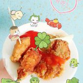 步骤图:然后就好啦。炸鸡块。加点番茄酱，吃着还不错。（也可